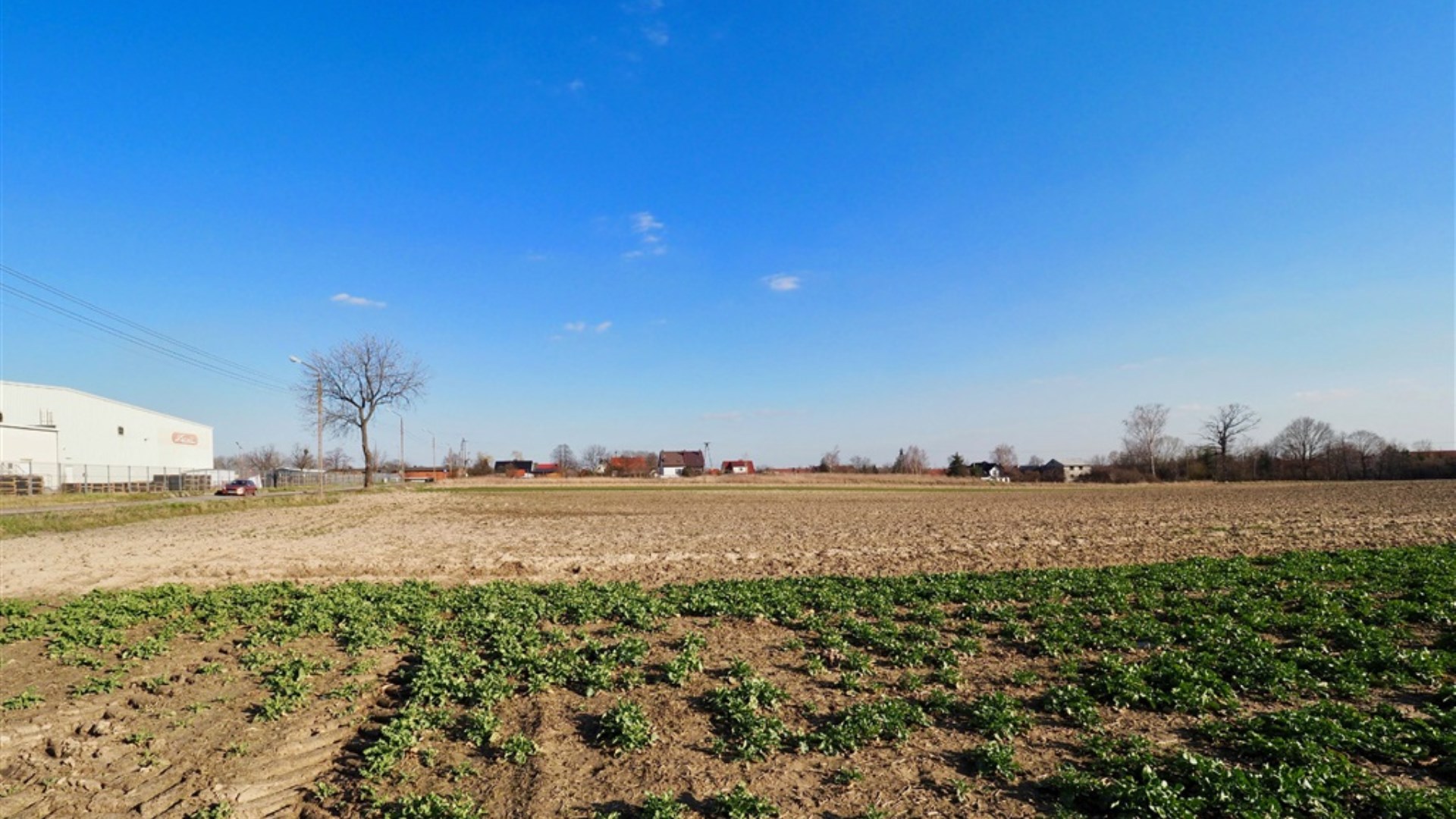 Działka na sprzedaż